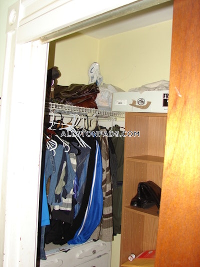 Allston 1 Bed 1 Bath Boston - $2,200