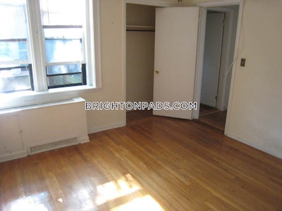 Brighton 3 Beds 1 Bath Boston - $4,125