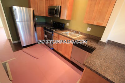 East Boston Apartment for rent 2 Bedrooms 1 Bath Boston - $2,400
