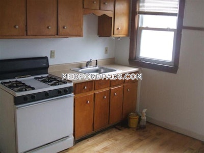 Medford 3 Beds 1 Bath  Tufts - $3,600