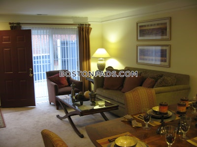 Waltham 2 bedroom 1.5 baths Luxury in WALTHAM - $3,325