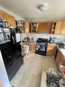 Fort Hill 3 Beds 2 Baths Boston - $3,775