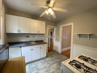 Cambridge 2 Bed, 1 Bath Unit  Central Square/cambridgeport - $3,300