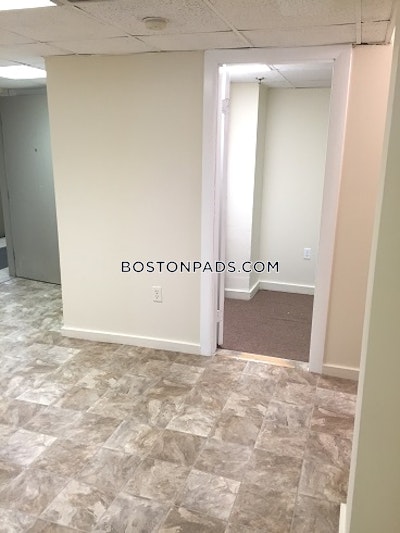 Fenway/kenmore 2 Bed 1 Bath BOSTON Boston - $2,800 No Fee