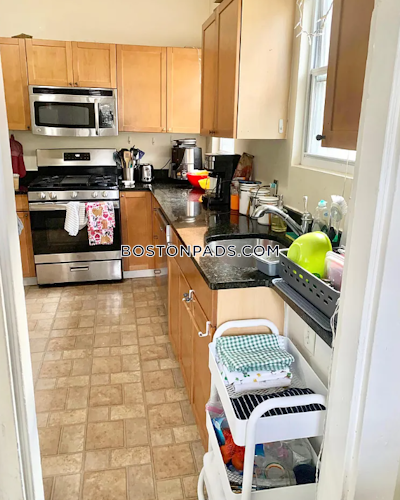 Mission Hill 4 Beds 1 Bath Boston - $5,400