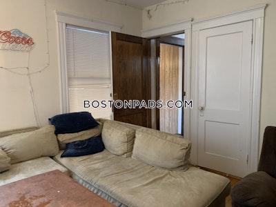 Somerville 4 Bed 1 Bath SOMERVILLE  Tufts - $4,400