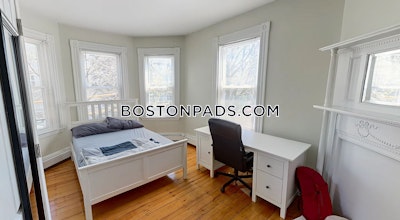 Cambridge 5 Bed 2 Bath CAMBRIDGE  Central Square/cambridgeport - $6,275