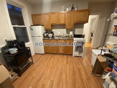 Mission Hill 3 Beds 1 Bath Boston - $4,000