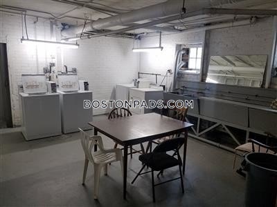Medford 1 Bed 1 Bath MEDFORD  Wellington - $1,800