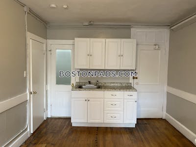 North End 2 Beds 1 Bath Boston - $2,500 No Fee