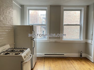 North End 2 Bed 1 Bath BOSTON Boston - $2,500 No Fee