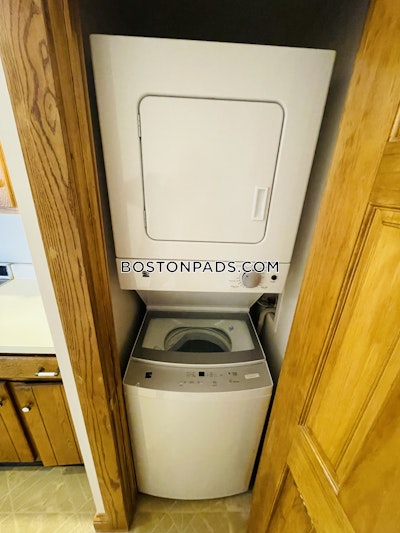 Somerville 6 Bed 2 Bath SOMERVILLE  Tufts - $6,900