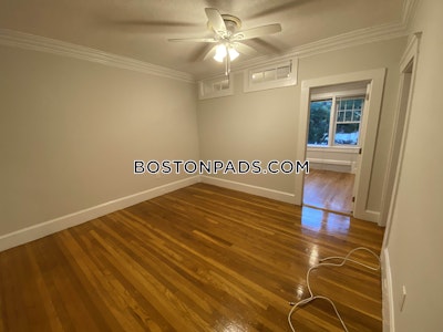 Brighton 3 Beds 1 Bath Boston - $3,600
