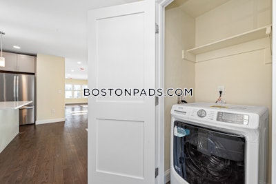 Medford 7 Beds 6+ Baths  Medford Square - $6,550 No Fee