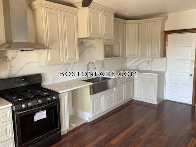 Dorchester Gorgeous 3 Beds 1 Bath in Savin Hill with New Farmhouse Kitchen- Boston Boston - $3,500