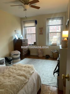 Beacon Hill 2 Bed, 1 Bath Unit Boston - $3,460