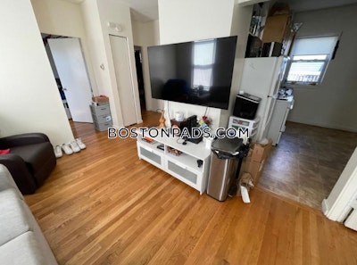 South Boston 3 Beds 1 Bath Boston - $3,600 No Fee