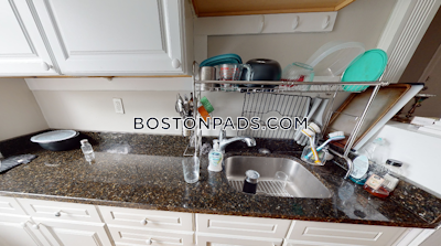 Cambridge 2 Bed, 1 Bath Unit  Harvard Square - $3,650