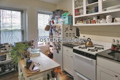 Cambridge 1 Bed 1 Bath CAMBRIDGE- EAST CAMBRIDGE $2,850 East Cambridge - $2,850