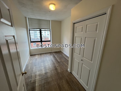 Downtown 2 Beds 1 Bath Boston - $3,400 No Fee