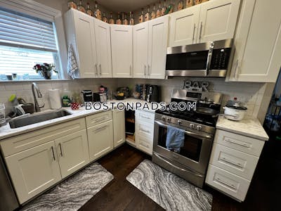 Somerville 4 Bed 2 Bath SOMERVILLE  Tufts - $5,200