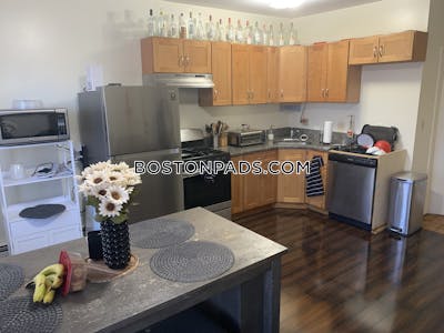 Mission Hill 3 Beds 1 Bath Boston - $5,100 No Fee