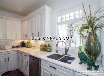 Dorchester 5 Bed 2.5 Bath BOSTON Boston - $5,500