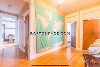 Allston Deal Alert! Spacious 4 Be 1 Bath apartment in Glenville Ave Boston - $5,600