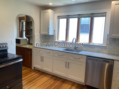 Somerville 4 Beds 1 Bath  Tufts - $5,600 No Fee