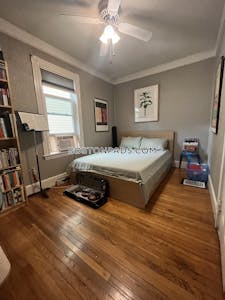 Somerville 2 Beds 1 Bath  Winter Hill - $3,100