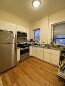 Brookline 2 Bed 1 Bath BROOKLINE- COOLIDGE CORNER $3,800 Washington Square - $3,400 No Fee