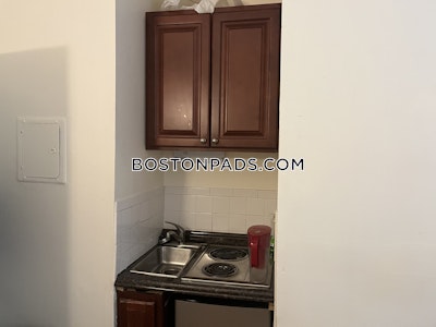 Mission Hill Studio 1 Bath Boston - $1,750