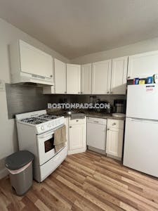 North End 2 Beds 1 Bath Boston - $3,300