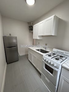 Allston 1 Bed 1 Bath Boston - $2,200 No Fee