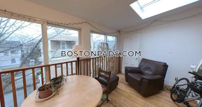 Somerville Nice 3-Bed 1-Bath Porter Square Somerville Apartment Porter Square - $4,100