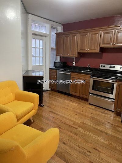 North End 2 Bed 1 Bath BOSTON Boston - $3,750 50% Fee