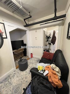 Allston Studio, 1 Bath Unit Boston - $2,300