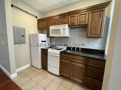 Back Bay Studio 1 Bath Boston - $2,500 No Fee