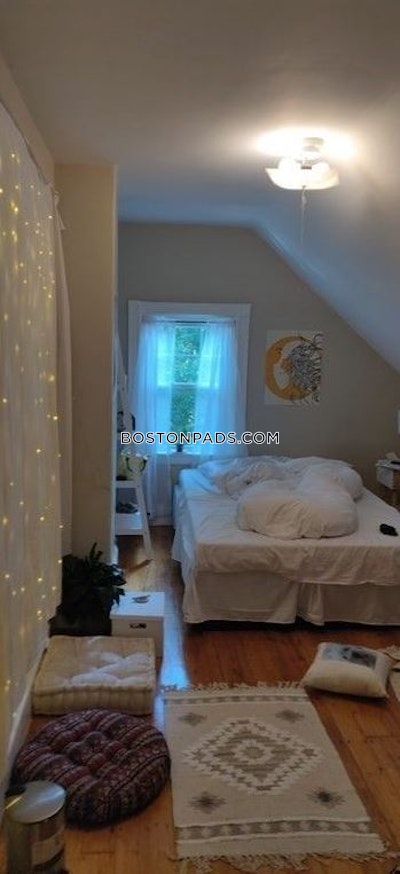 Cambridge 5 Bed 2 Bath CAMBRIDGE  Harvard Square - $7,500 No Fee