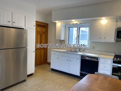 Somerville 6 Beds 2 Baths  Tufts - $8,350 No Fee