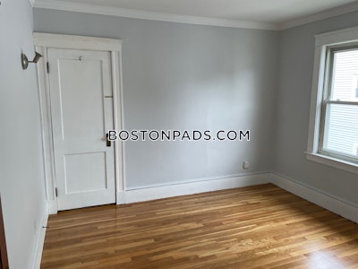 Medford 3 Beds 1 Bath  Tufts - $3,200 No Fee
