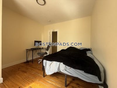 Cambridge 3 Bed 1 Bath CAMBRIDGE Central Square/cambridgeport - $4,100 No Fee
