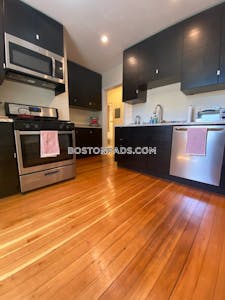 Cambridge 3 Bedroom just outside of Central Square in Cambridge.   Central Square/cambridgeport - $4,800