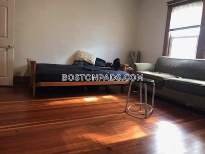 Medford 3 Bed 1 Bath MEDFORD  Tufts - $4,050