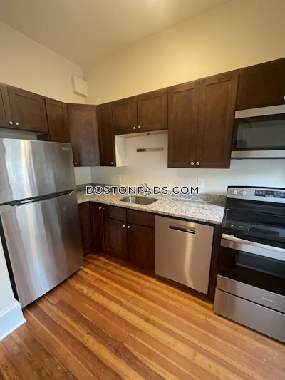 Brookline 1 Bed Coolidge Corner  Coolidge Corner - $3,000 No Fee