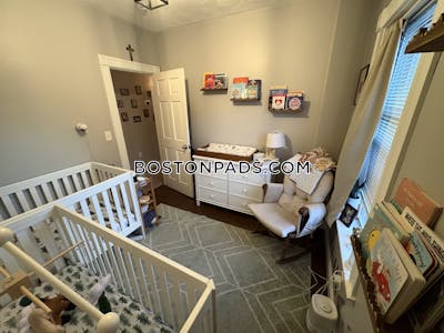 Dorchester 3 Bed 1 Bath BOSTON Boston - $3,200 No Fee