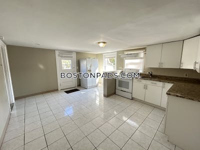 Newton 1.5 Beds 1 Bath  Newton Corner - $2,500