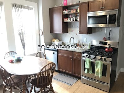 Mission Hill Spacious 4 bed 1 bath available NOW on Sunset St in Mission Hill!  Boston - $6,000