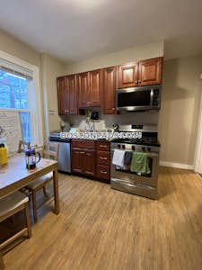 Mission Hill 5 Beds 2 Baths Boston - $7,000 No Fee