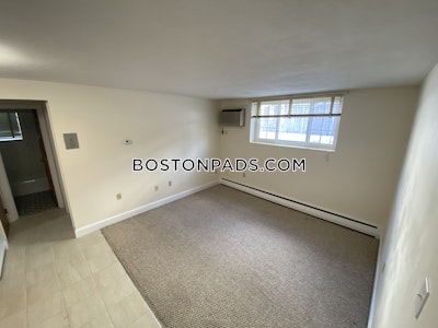 Arlington 1 Bed 1 Bath ARLINGTON $2,100 - $1,950 No Fee